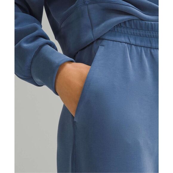 ✨Lululemon Softstreme High-Rise Regular Pitch Blue Sz 10 Pants✨ - Picture 4 of 7